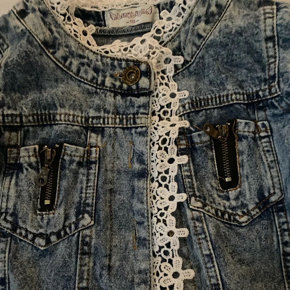 Denim jacket - Picture 1 of 6